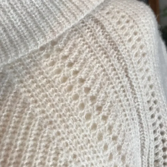 Sweater - Picture 3 of 3